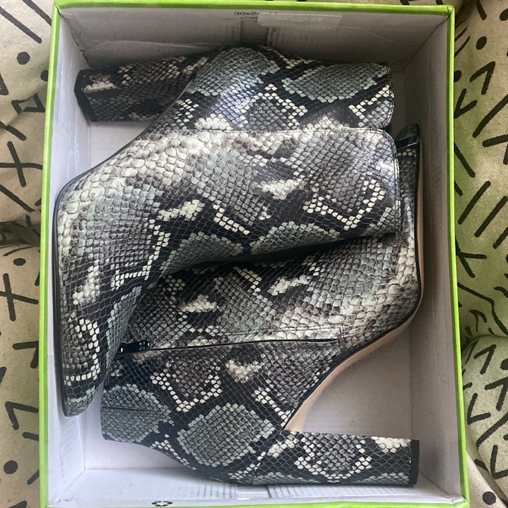 Sam Edelman Raelle Snakeskin Bootie - Picture 3 of 12